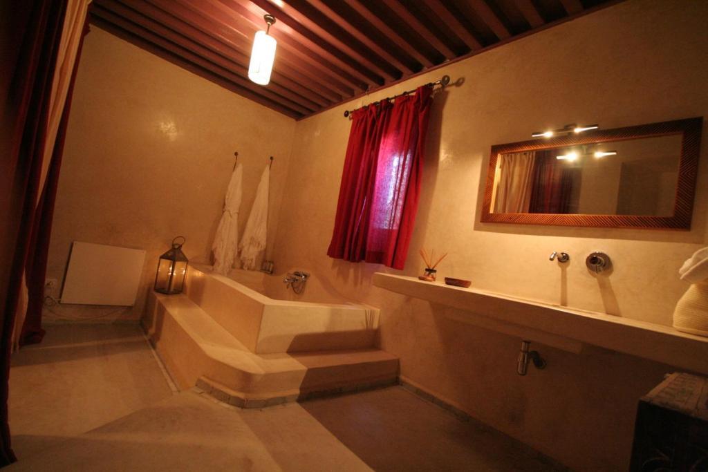 Dar Les Sirenes Hotell Essaouira Rum bild